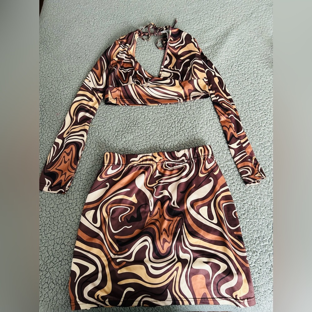 Crop top and bodycon skirt